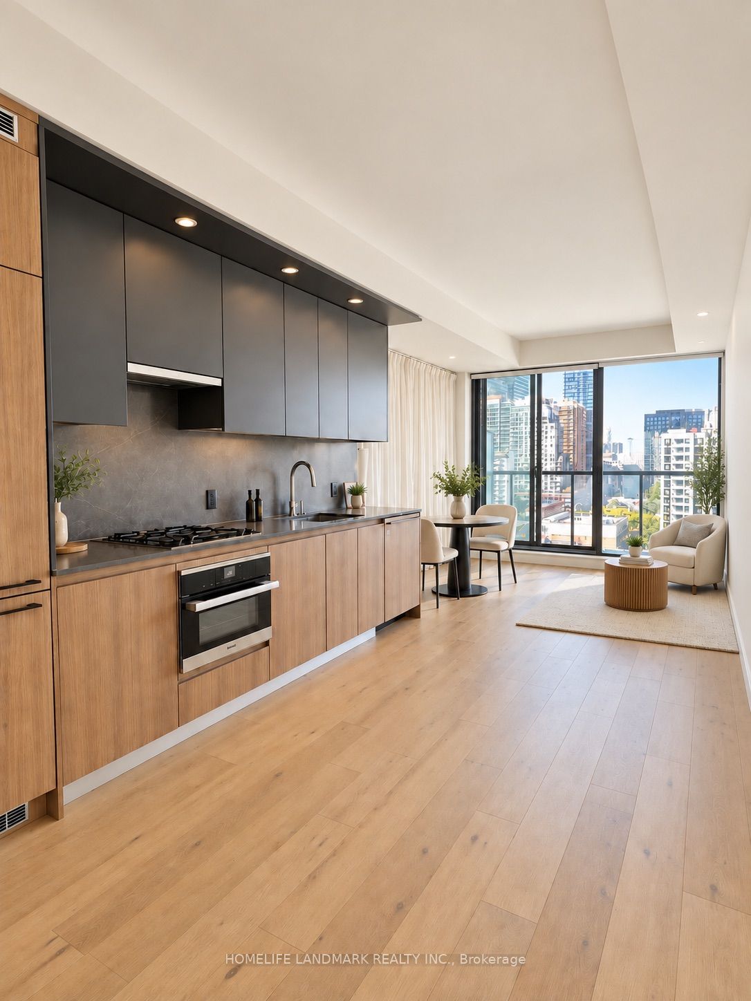 81 Wellesley Street 1206