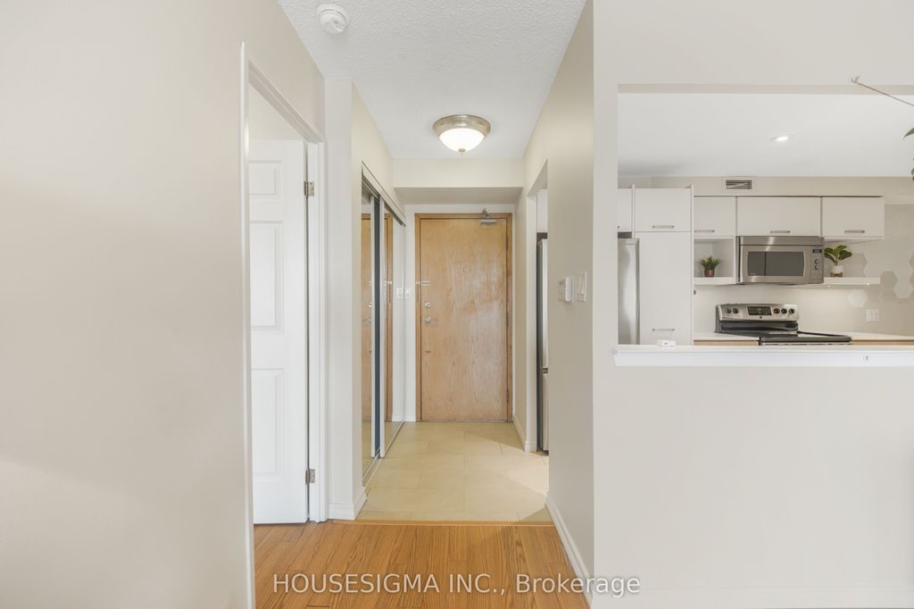 Photo of 22 Southport Street #438, Toronto, ON M6S 4Y9 (MLS # W12937982)
