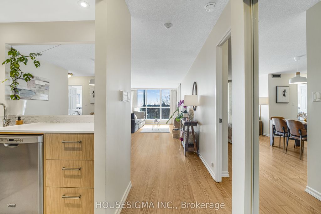 Photo of 22 Southport Street #438, Toronto, ON M6S 4Y9 (MLS # W12937982)
