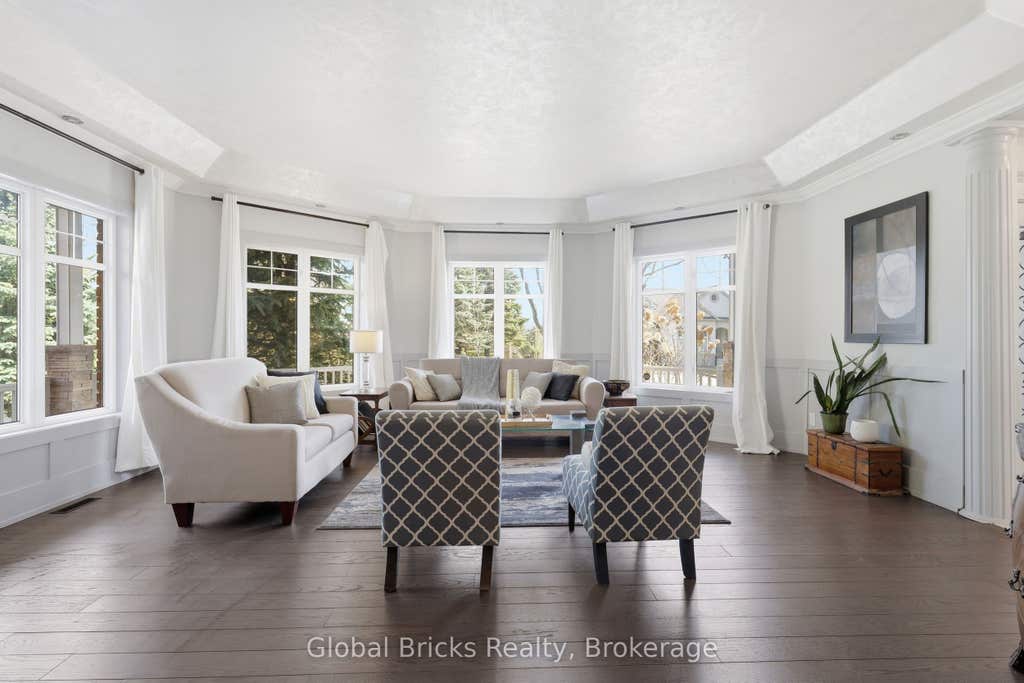 Photo of 74 Kootenay Ridge, Vaughan, ON L6A 2V9 (MLS # N13630880)