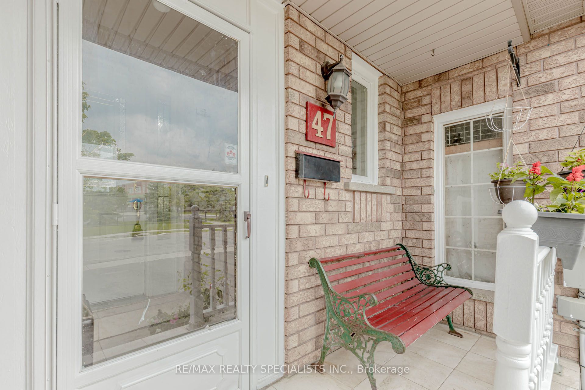 47 Brickyard Way N