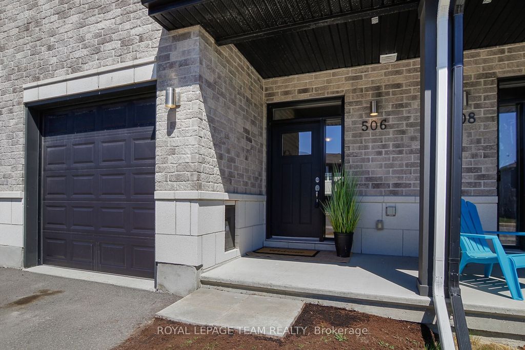 Photo of 506 Edenwylde Drive, Stittsville - Munster - Richmond, ON K2S 2K4 (MLS # X13045352)