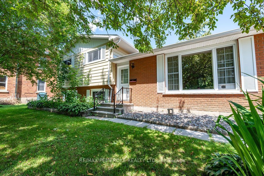 Photo 1 of 45 — 1656 Beachburg Road, Whitewater Region, ON K0J 1C0