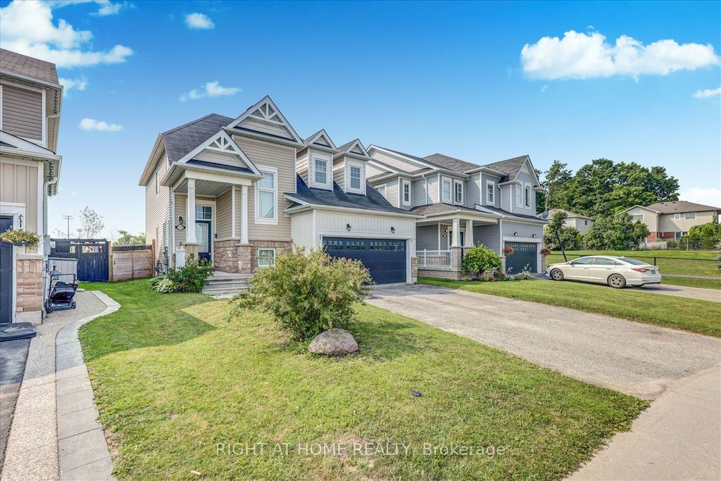 Photo of 172 Morden Drive, Shelburne, ON L9V 3S4 (MLS # X12751776)