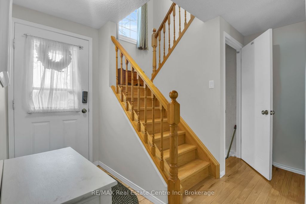 Photo of 129 Victoria Road N #16, Guelph, ON N1E 6V3 (MLS # X13063704)