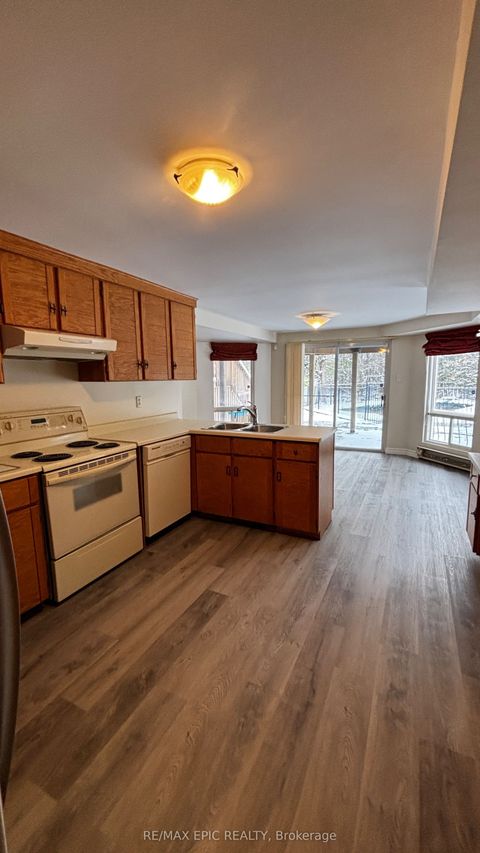 24 Cairns Drive WALK-OUT BASEMENT Markham ON L3P 5K1