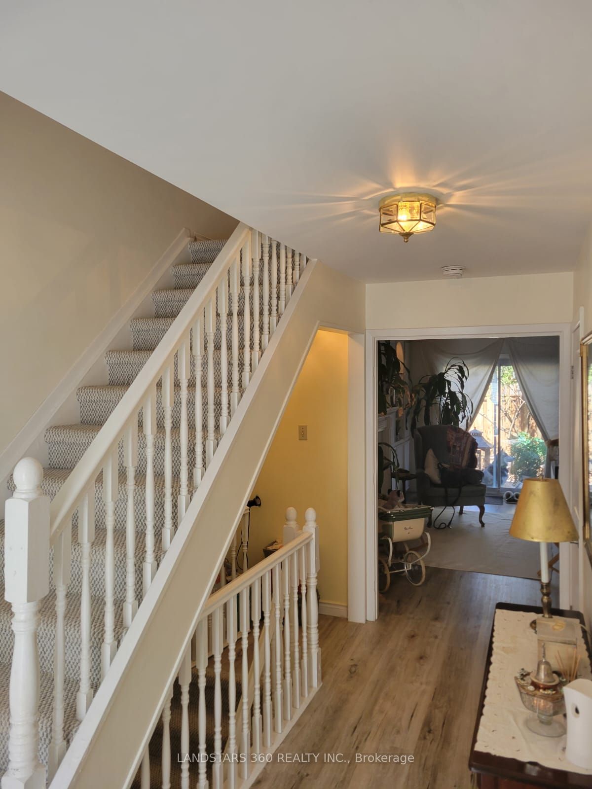 6 Bowman Way 147
