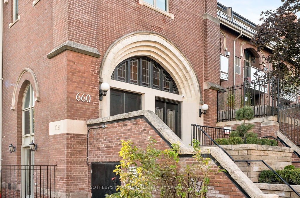 Photo of 660 Pape Street #102, Toronto, ON M4K 3S5 (MLS # E13848482)
