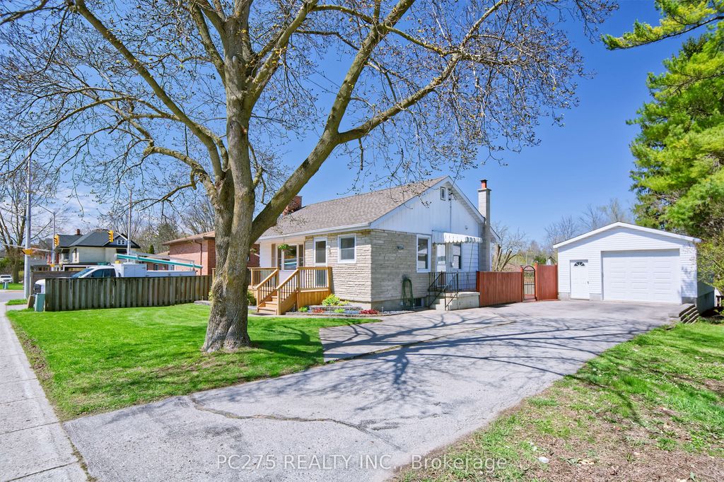 Photo of 4052 Hamilton Road, Thames Centre, ON N0L 1G2 (MLS # X13035574)