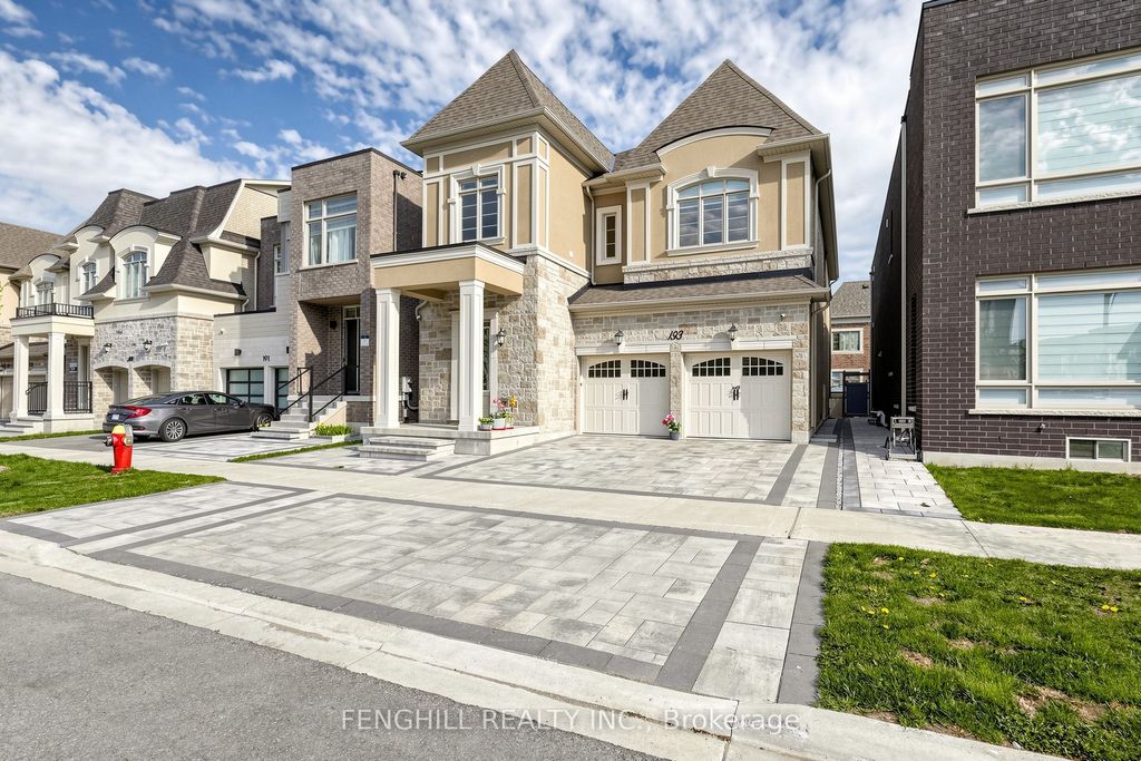 Photo of 193 Milky Way, Richmond Hill, ON L4C 5H3 (MLS # N13088024)