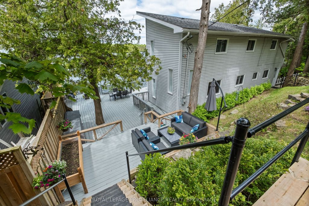 Photo of 1020 Lark Lane, South Frontenac, ON K0H 1X0 (MLS # X13036064)