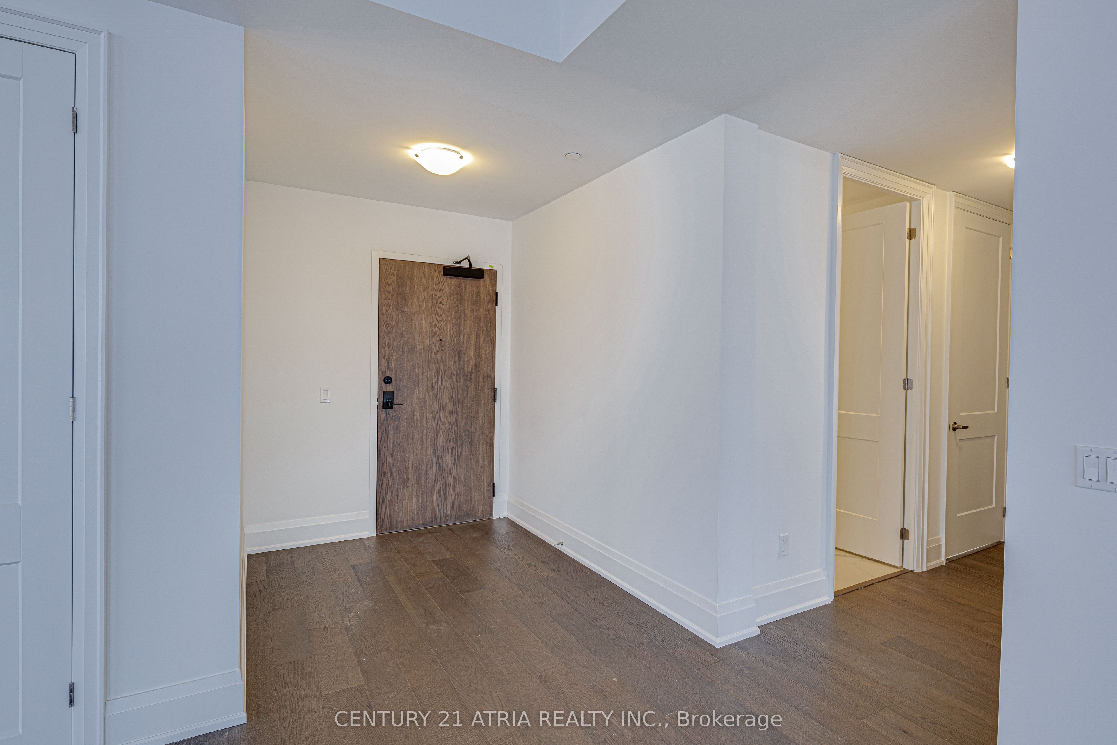 1035 Southdown Road 2007