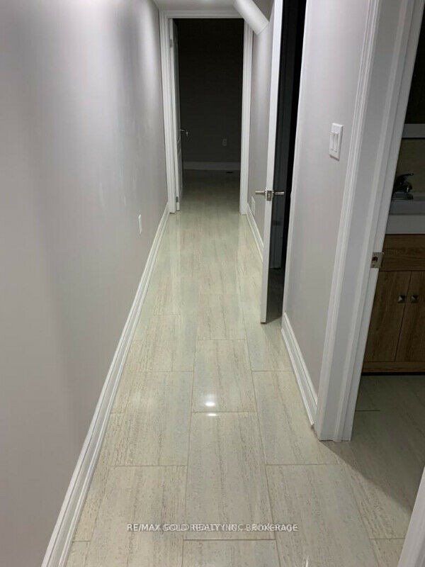 890 Maquire Terrace Bsmnt