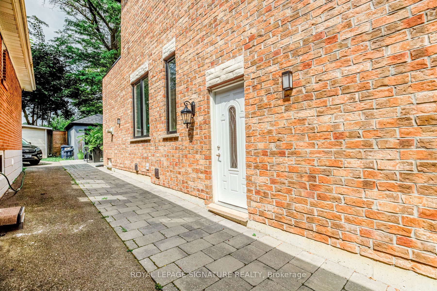 36 Roxaline Street Bsmt