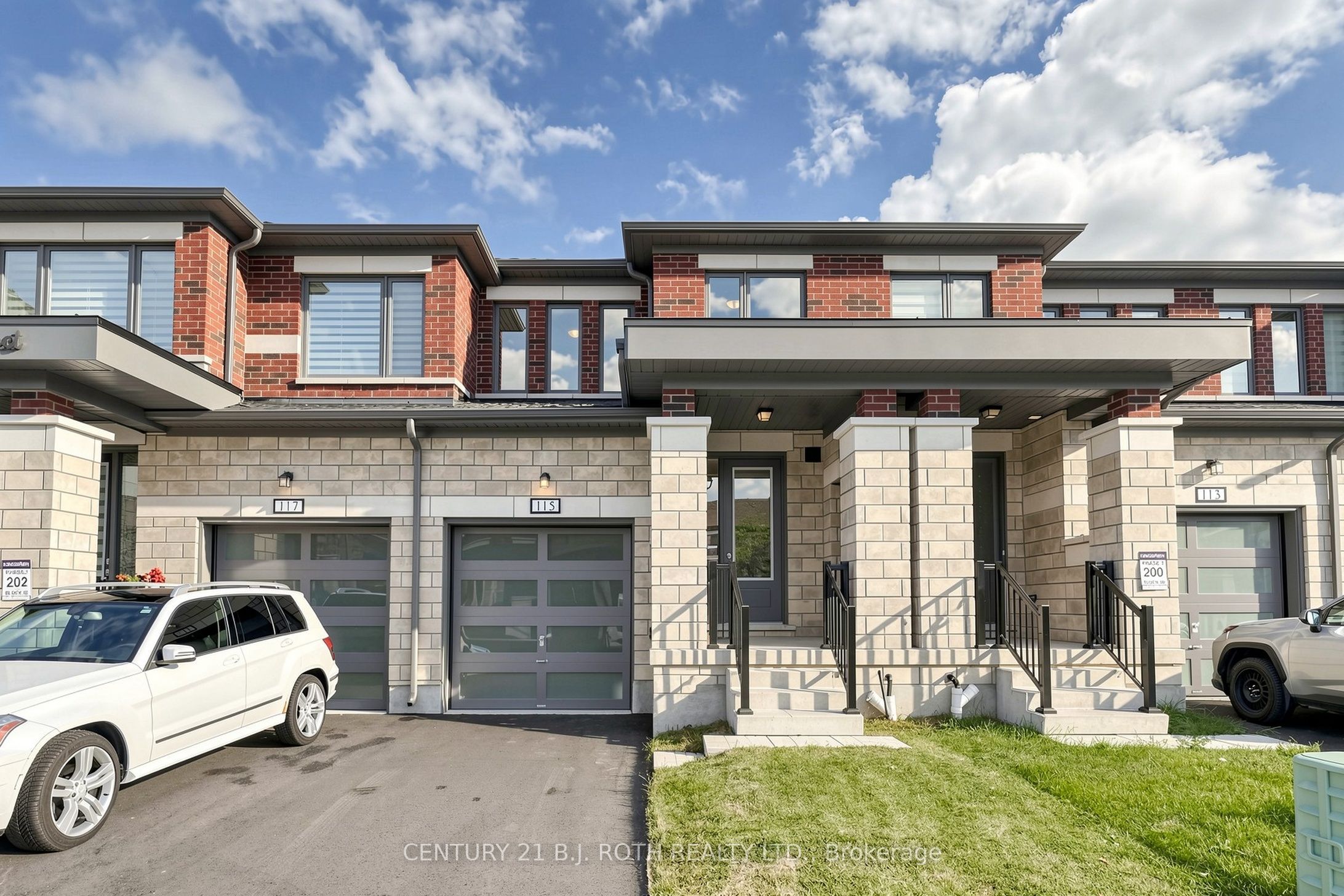 115 Corley Street E
