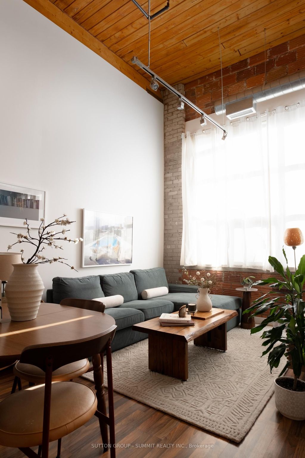 Photo of 2154 Dundas Street W #Ph5, Toronto, ON M6R 1X3 (MLS # W12440219)