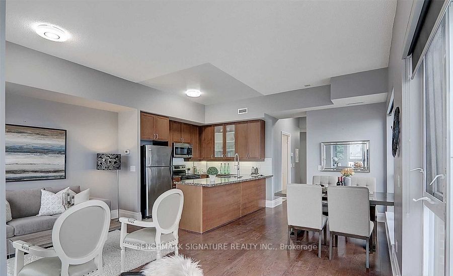 1 Upper Duke Crescent 901