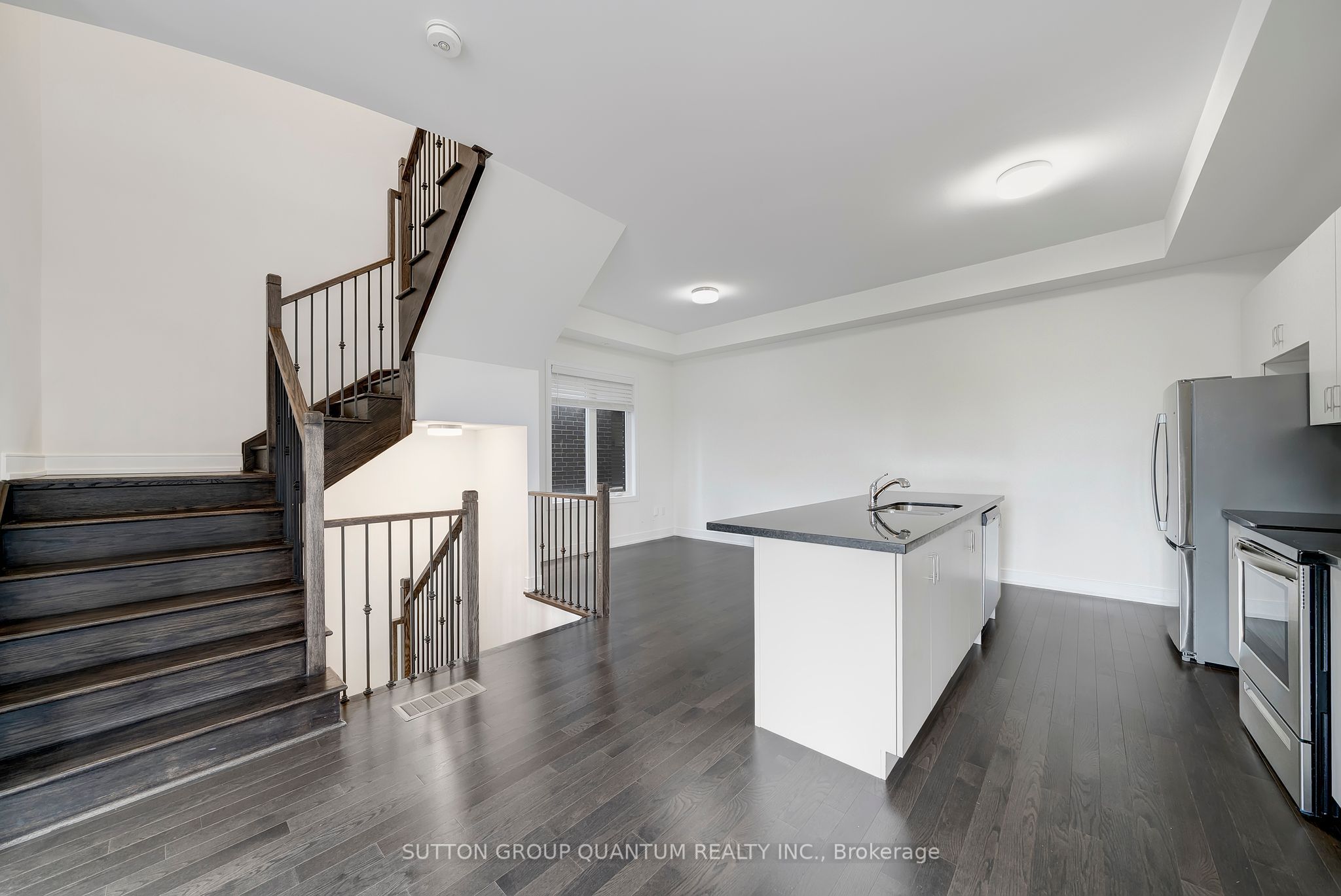 1401 Clarriage Court