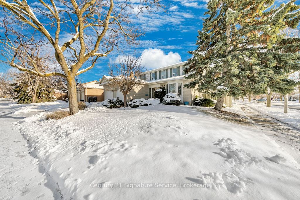 Photo of 27 Northampton Street, Brampton, ON L6S 3Y6 (MLS # W12631984)
