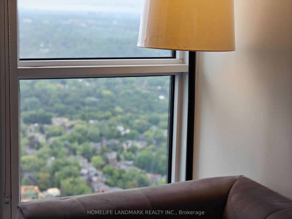 Photo of 395 Bloor Street E #5405, Toronto, ON M4W 1H7 (MLS # C12371791)