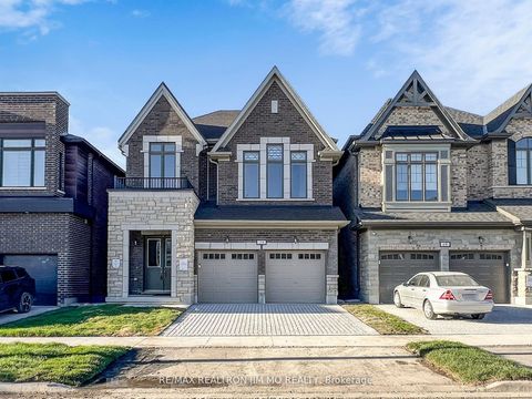 20 Nanhai Avenue Markham ON L6C 3M9