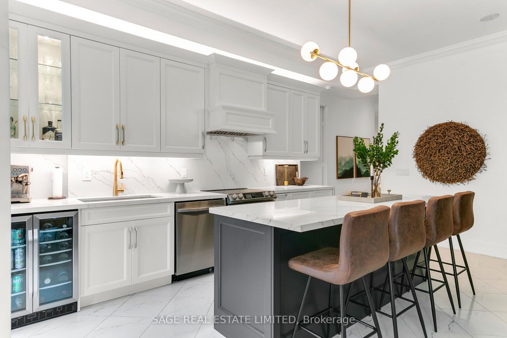 Photo of 120 Homewood Avenue #118, Toronto, ON M4Y 2J3 (MLS # C13815658)