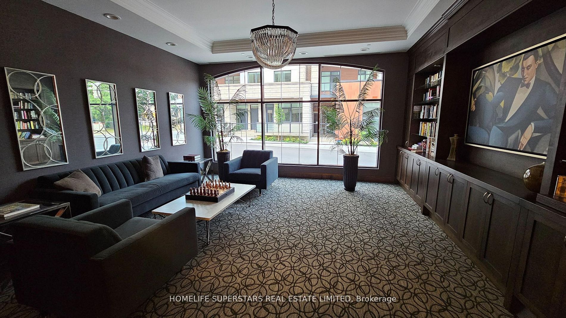 205 Lakeshore Road W 302