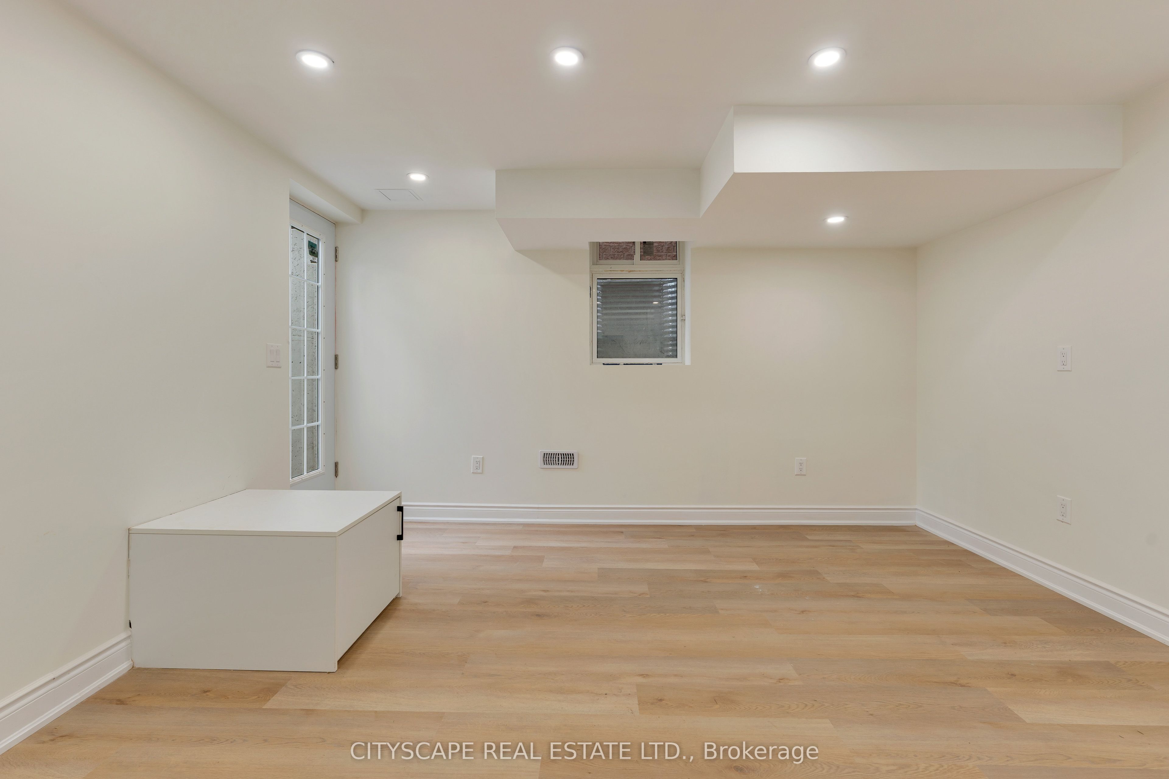 5623 Longboat Avenue Bsmt