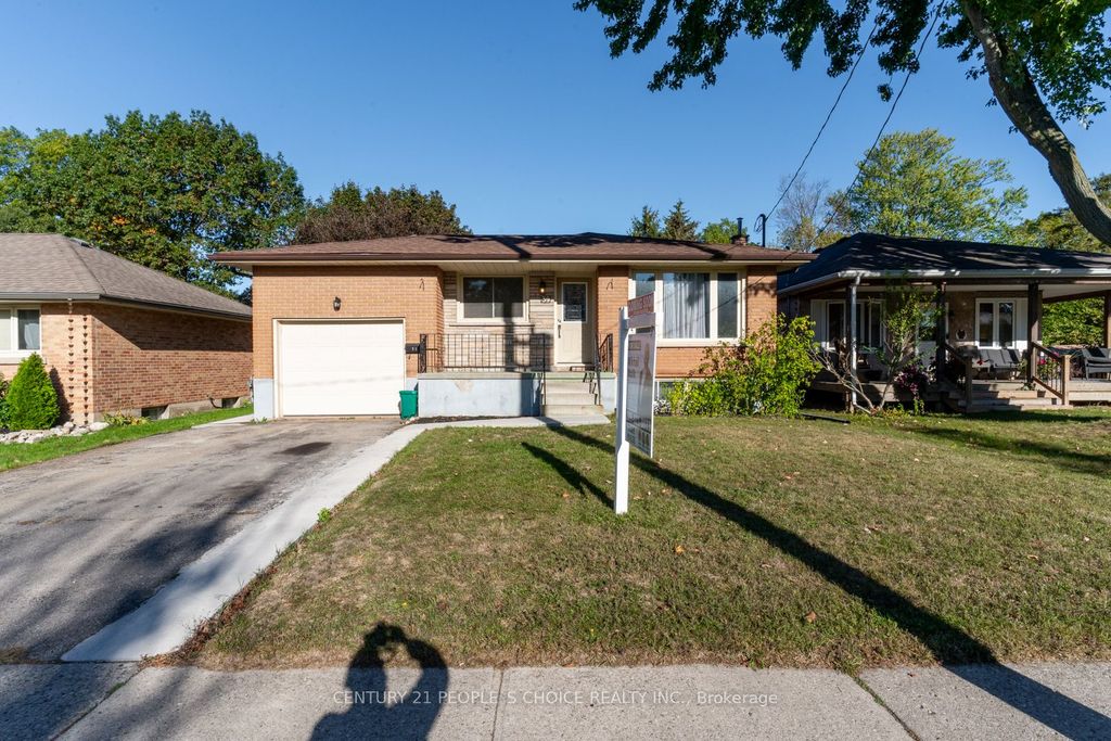 Photo of 39 Evelyn Street, Brantford, ON N3R 3G8 (MLS # X12456998)