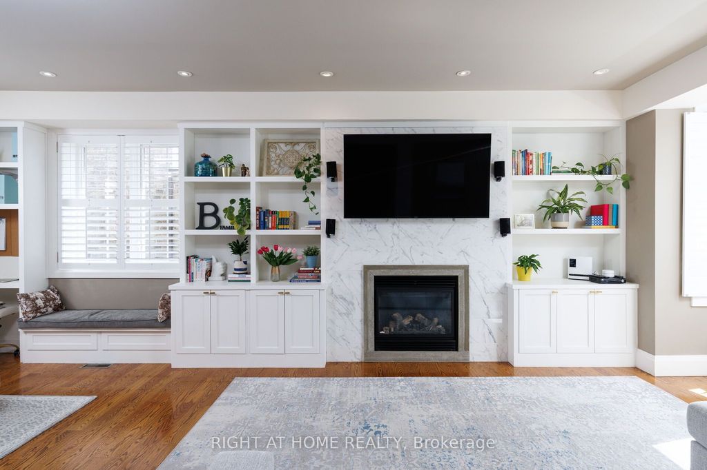 Photo of 3 Dunning Crescent, Toronto, ON M8W 4S7 (MLS # W12963194)