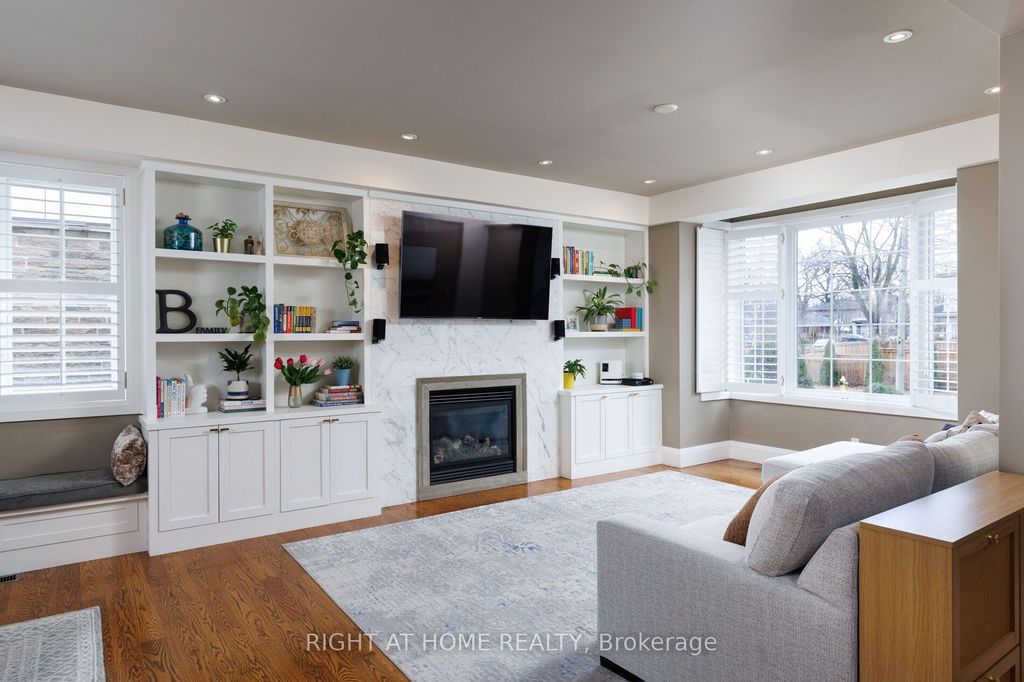 Photo of 3 Dunning Crescent, Toronto, ON M8W 4S7 (MLS # W12963194)