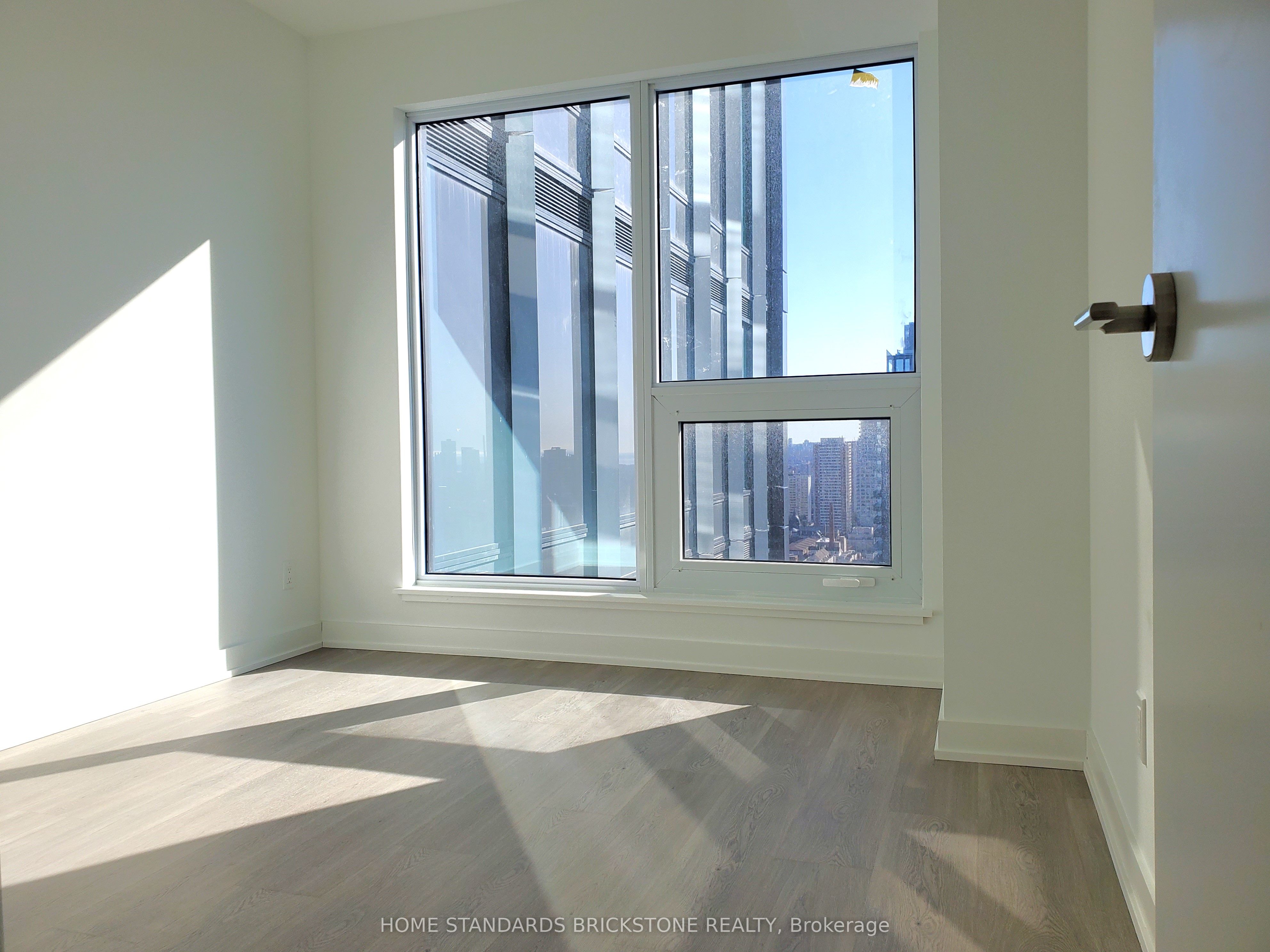 8 WELLESELEY Street W 3510