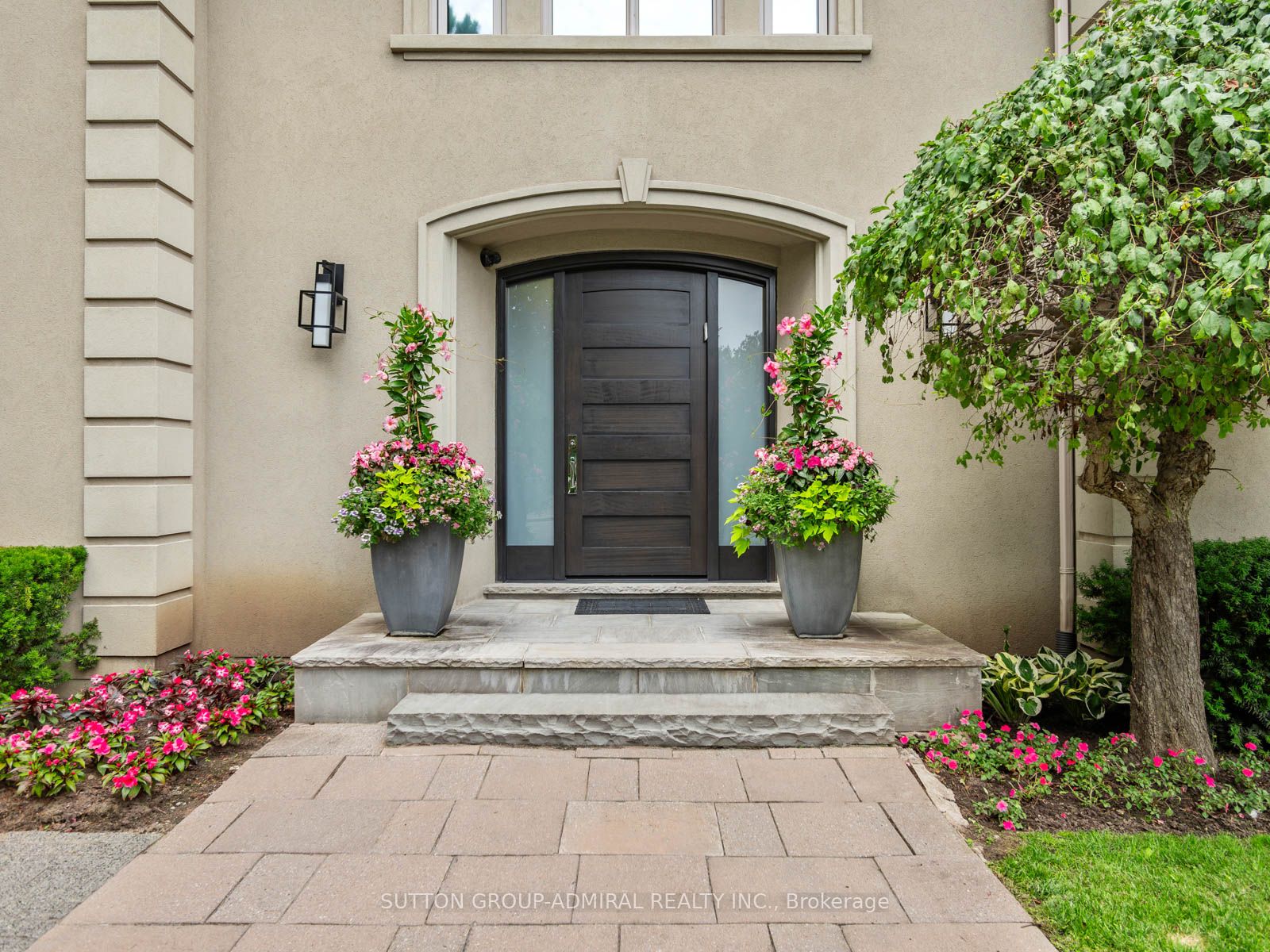 50 Renaissance Court