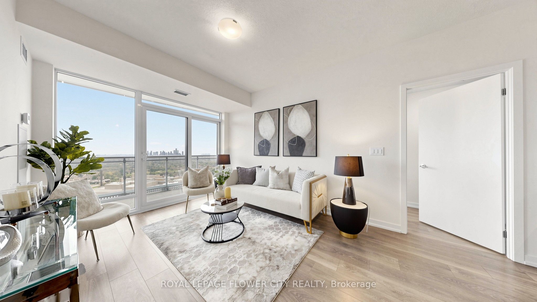 2520 Eglinton Avenue W 1710