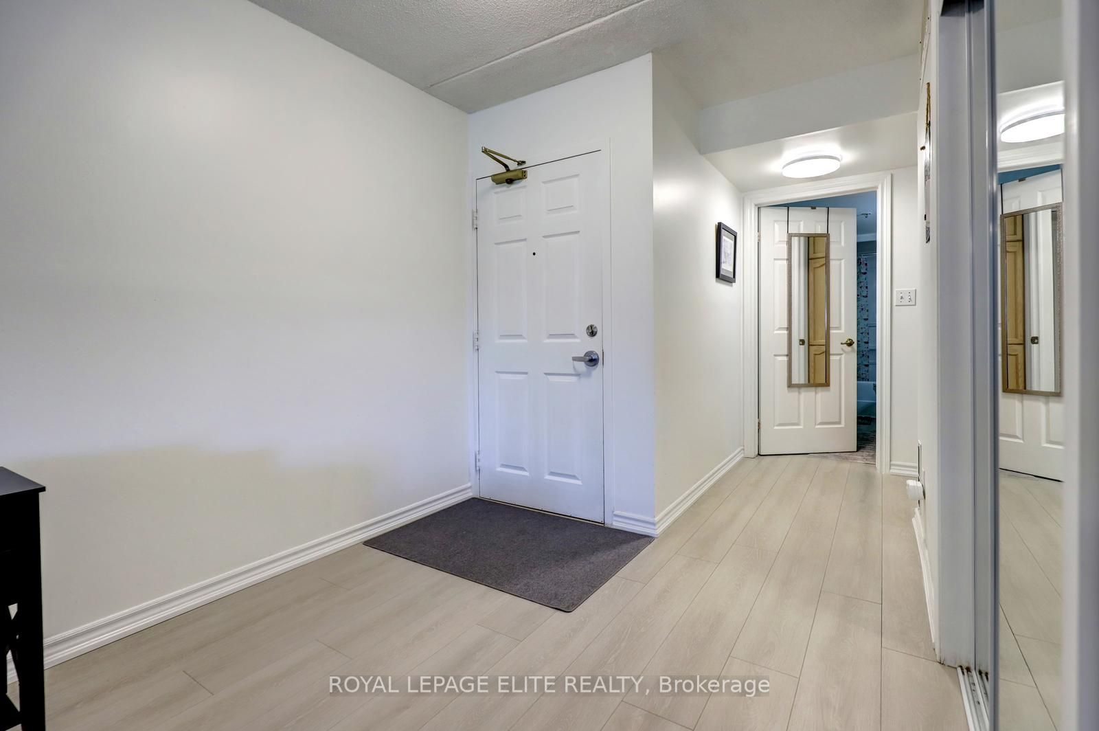 1480 Bishops Gate 111
