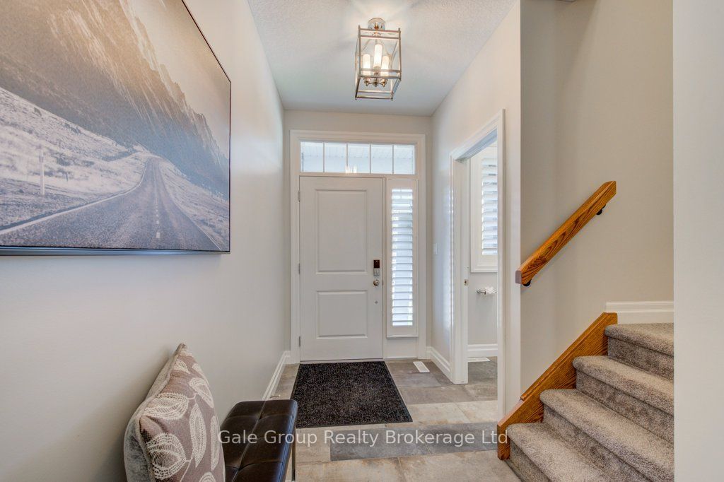 Photo of 971 Downing Drive, Woodstock, ON N4T 0K4 (MLS # X13120166)