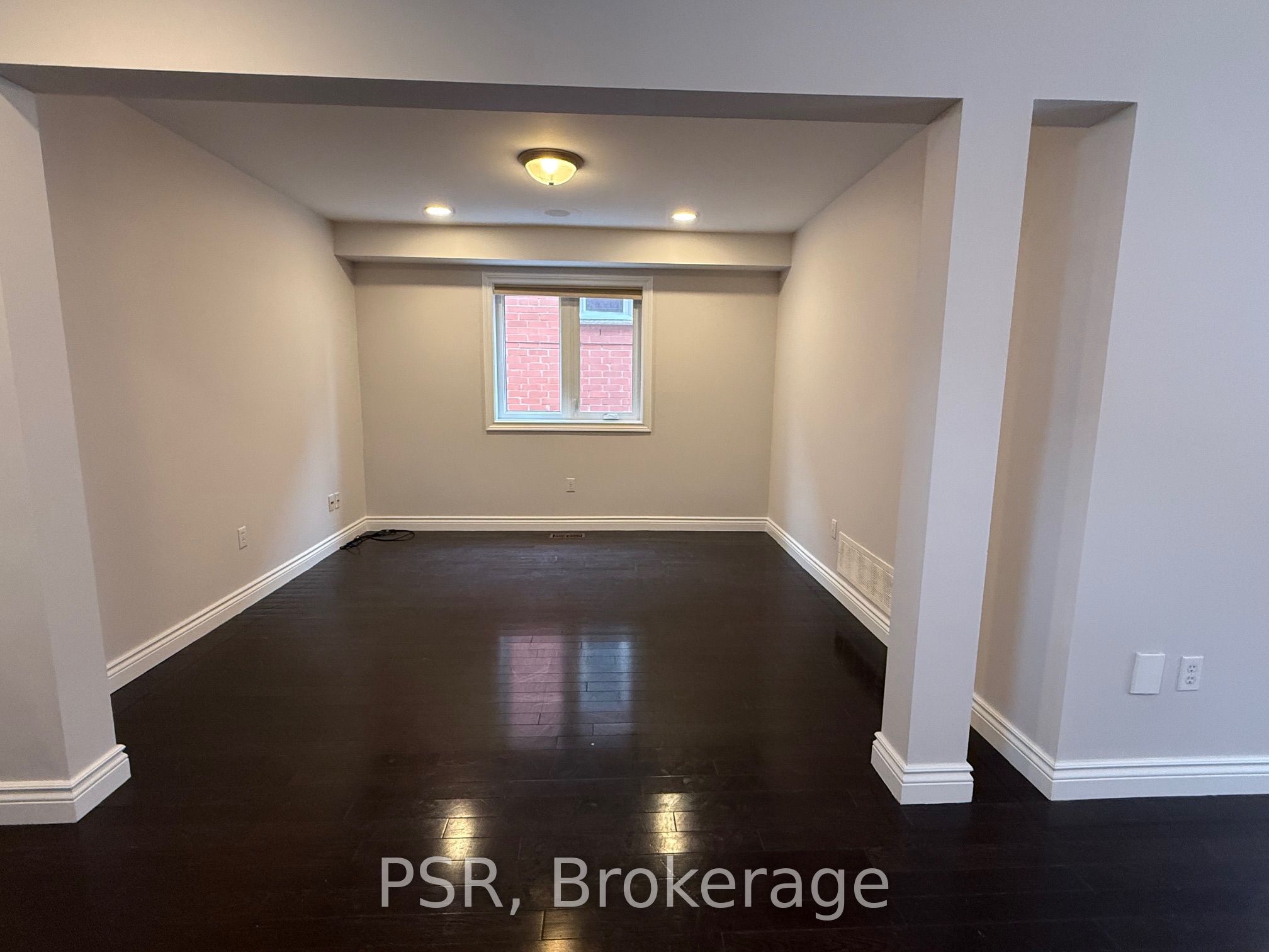 5510 Red Brush Drive Upper