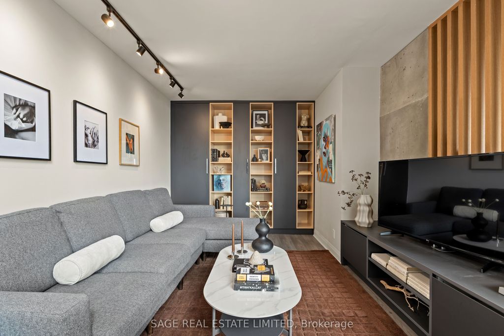 Photo of 18 Merton Street #506, Toronto, ON M4S 3G9 (MLS # C12944466)