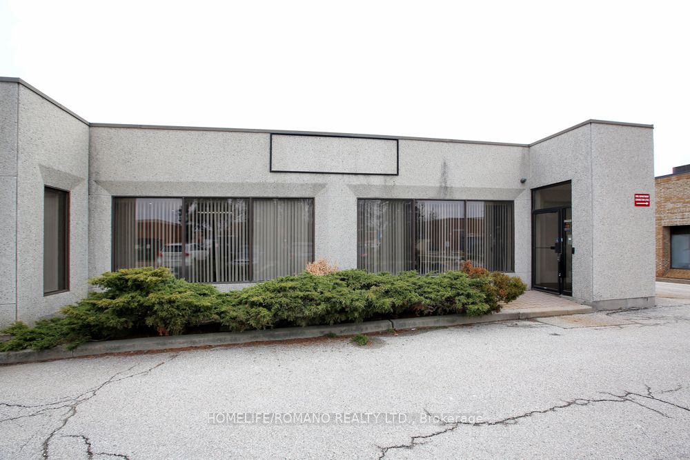 Photo 1 of 20 — 155 Caster Avenue A, Vaughan, ON L4L 5Y8