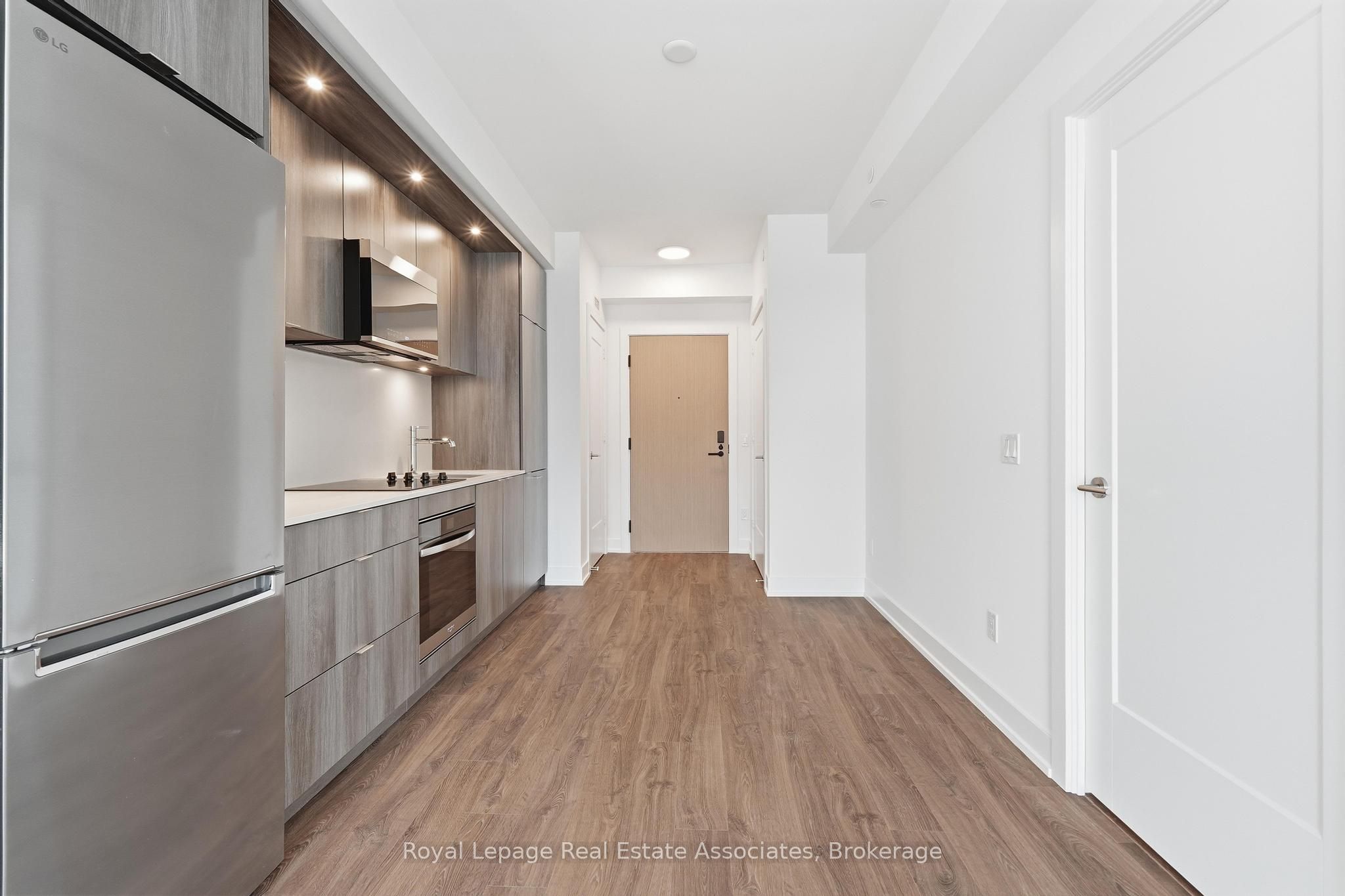 25 Cordova Avenue 1006