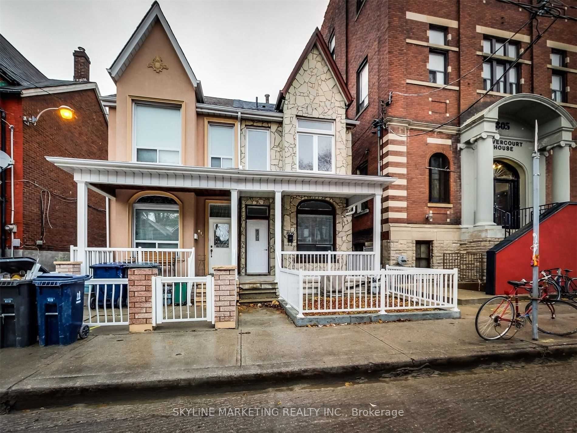 809 Dovercourt Road Upper