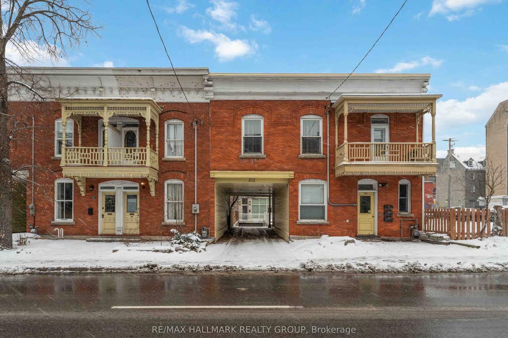Photo of 202 St Patrick Street #15, Lower Town - Sandy Hill, ON K1N 5K3 (MLS # X13606916)