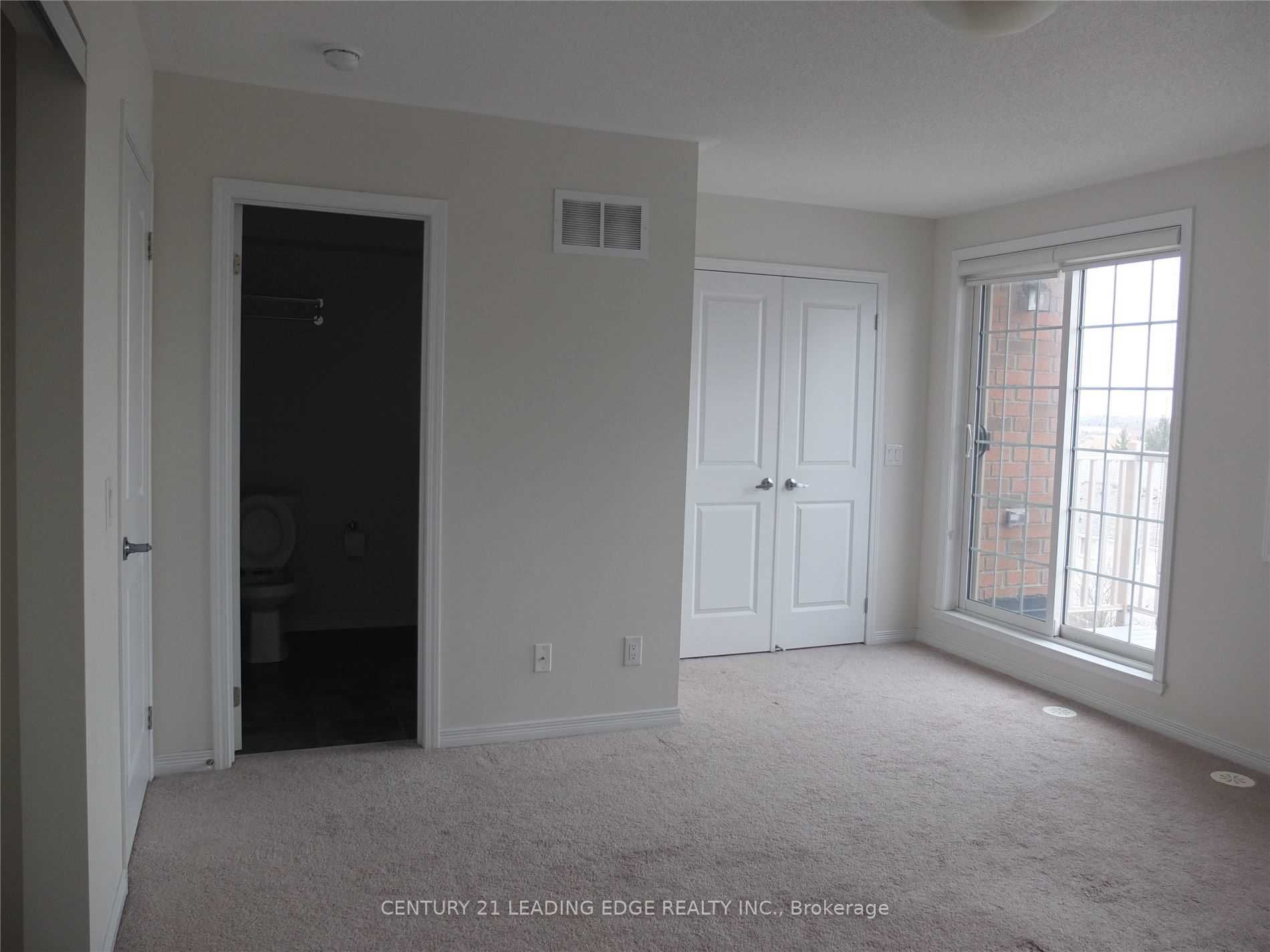 105 Silverwood Avenue