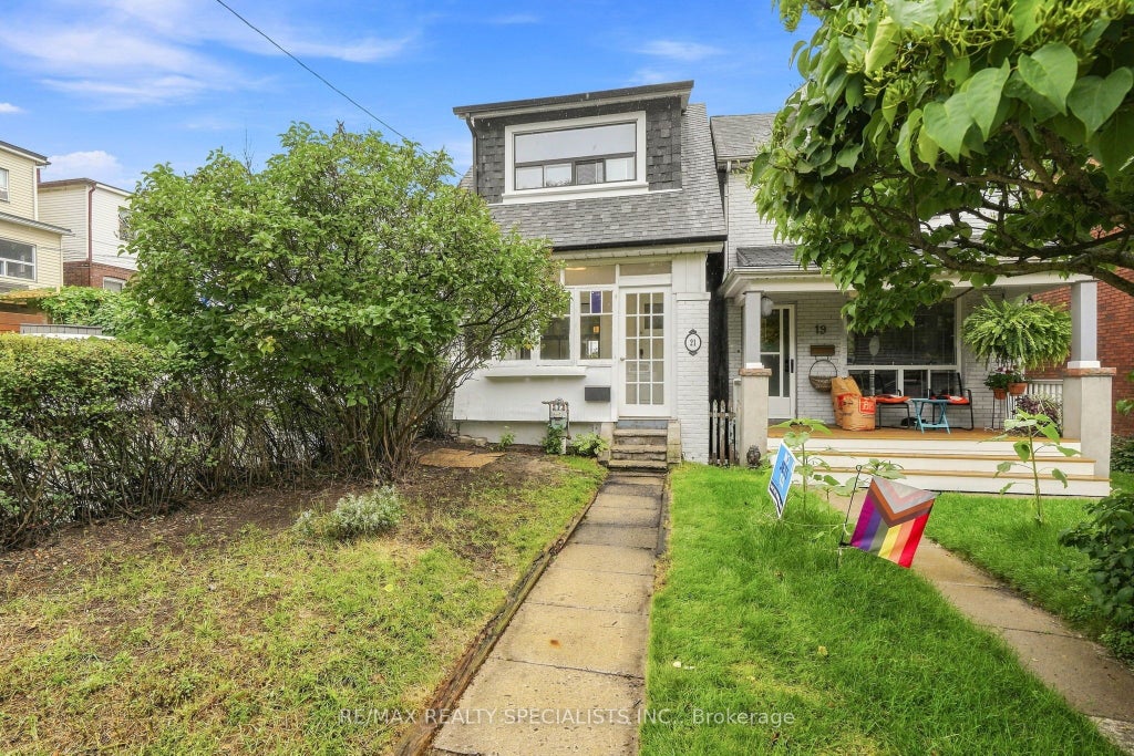 Photo of 21 Mendel Avenue, Toronto, ON M4C 1E6 (MLS # E13800178)