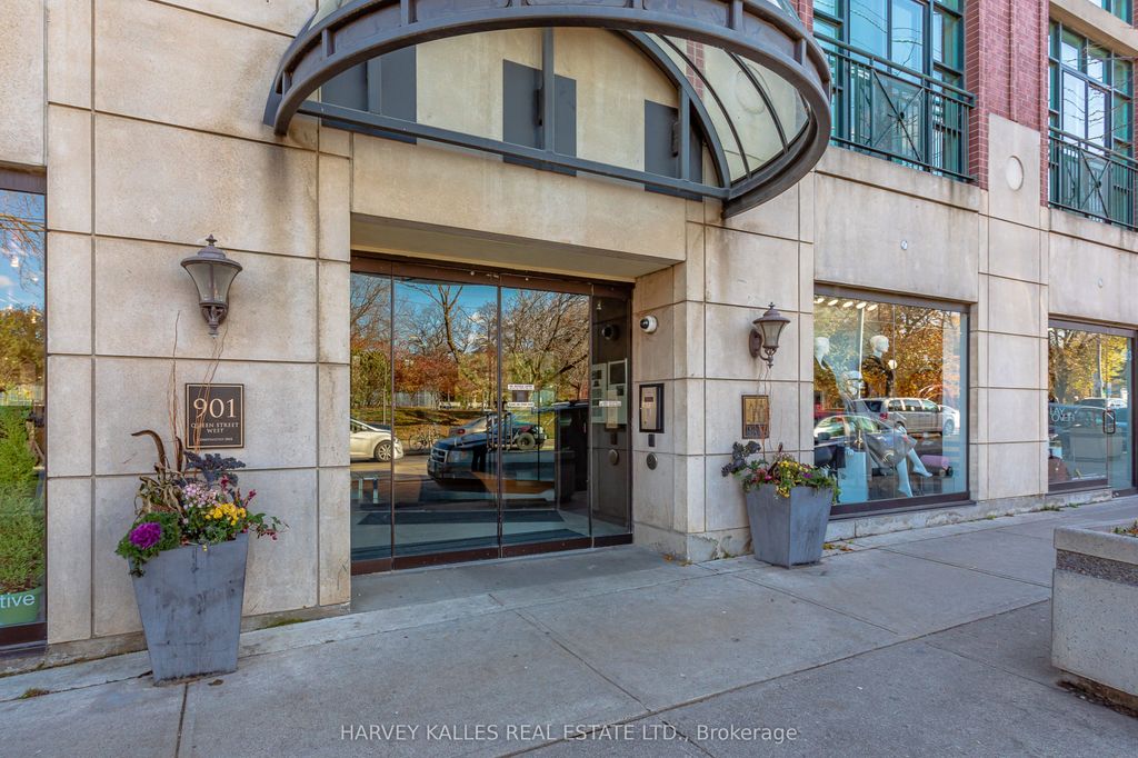 Photo of 901 Queen Street W #105, Toronto, ON M6J 3X4 (MLS # C12420422)