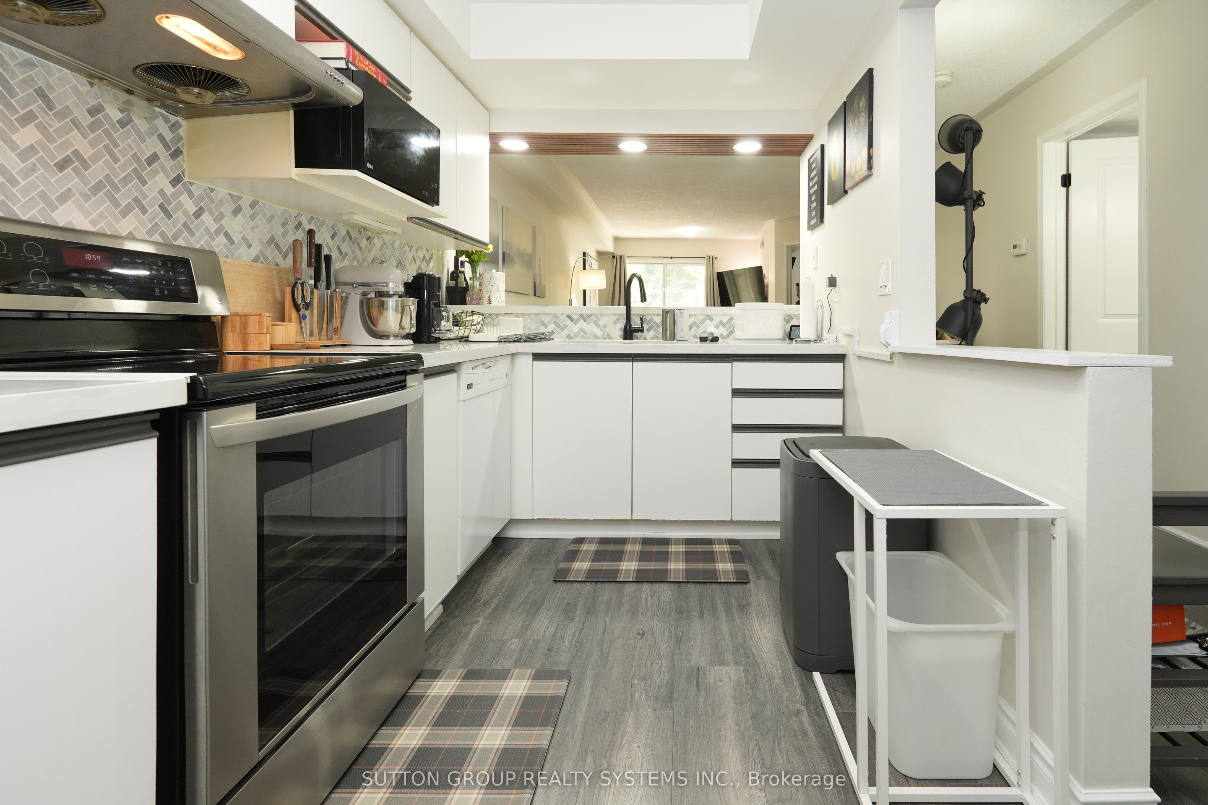 103 Bristol Road E 183