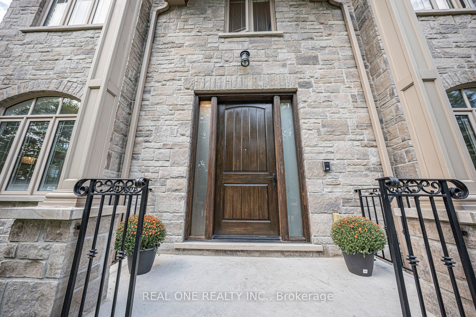 2095 Springfield Road