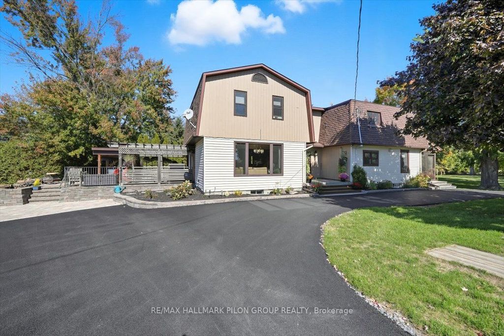 Photo of 3172 8th Line Road, Greely - Metcalfe - Osgoode - Vernon and Area, ON K0A 2P0 (MLS # X12447832)