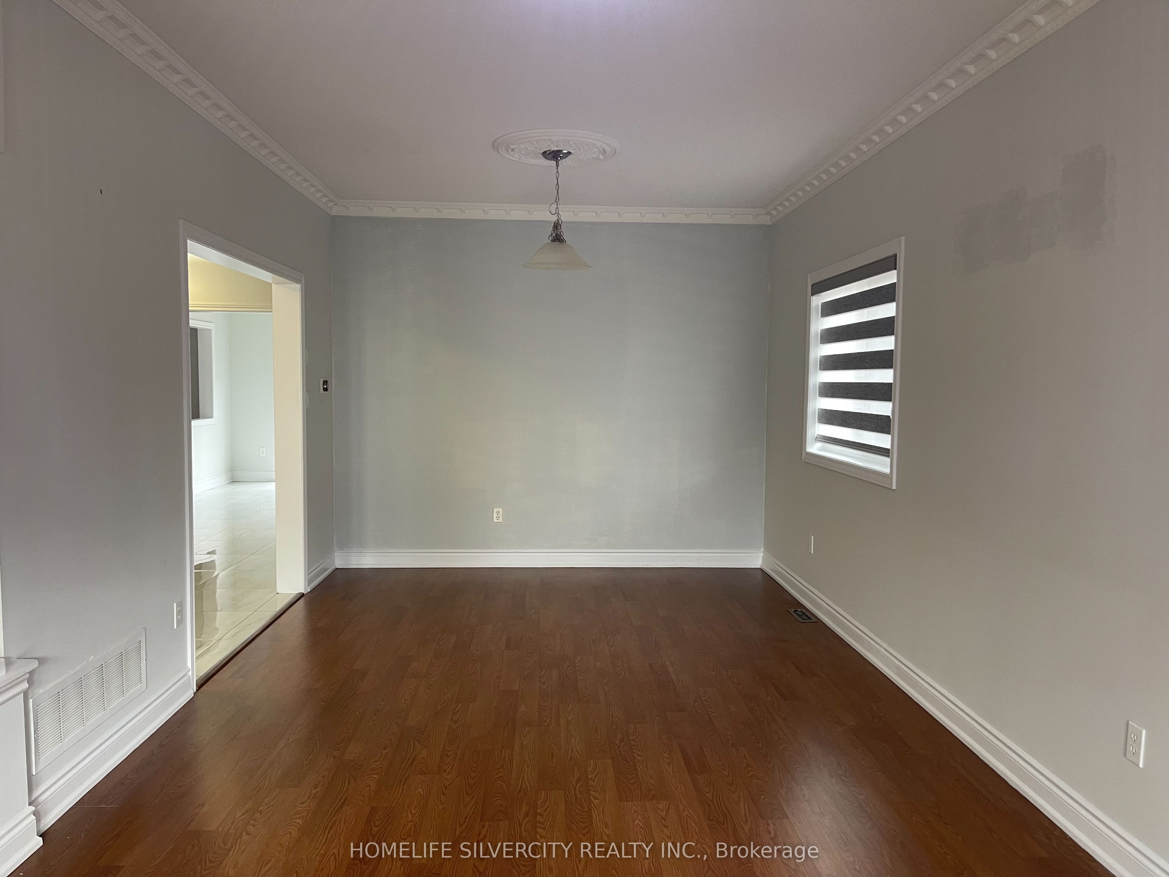 4 Runnymede Crescent