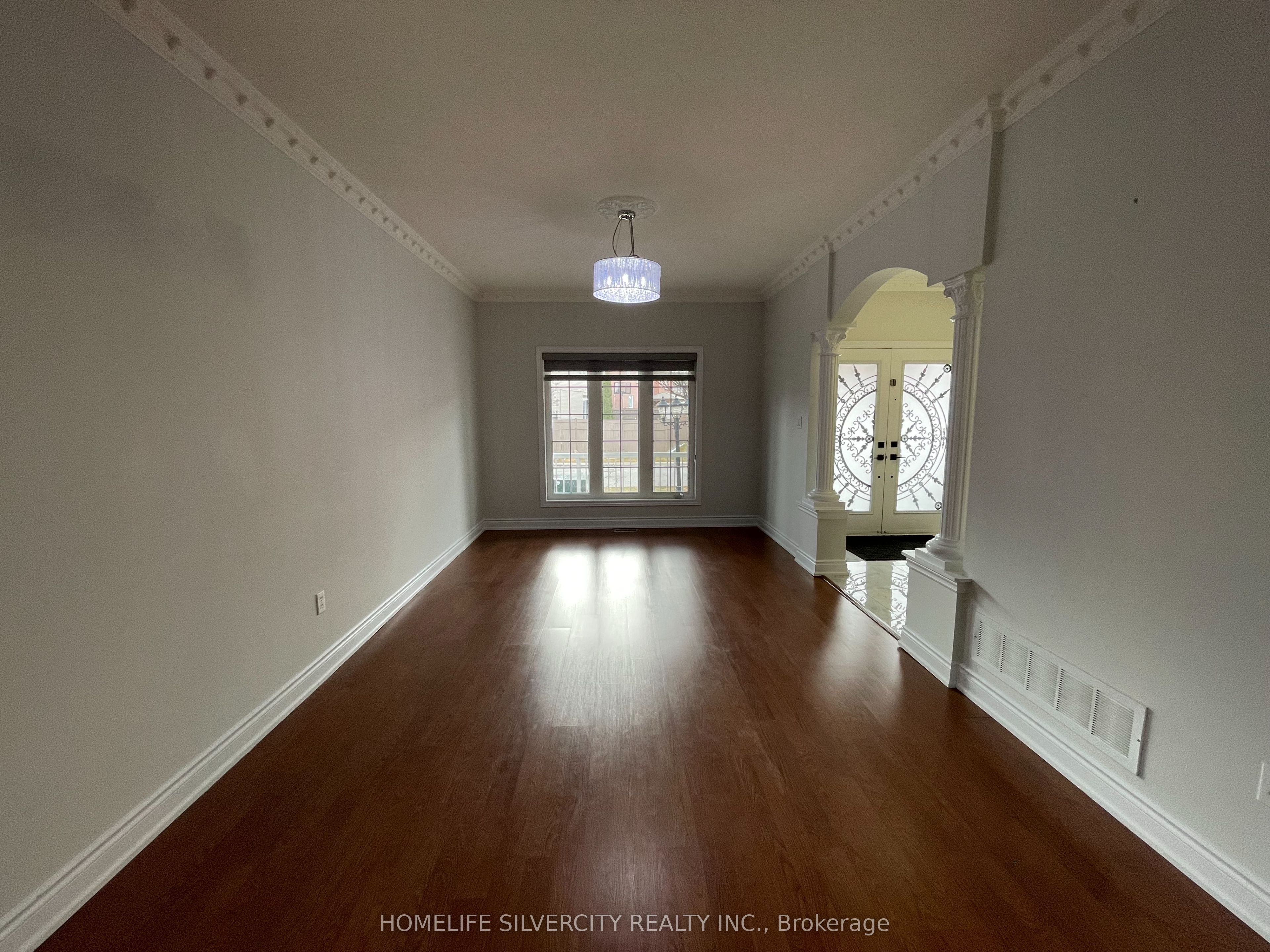 4 Runnymede Crescent